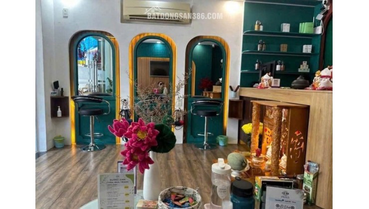 Nhà 6 Tầng MT Trần Bình Trọng – Có Thang Máy – 15.5 Tỷ